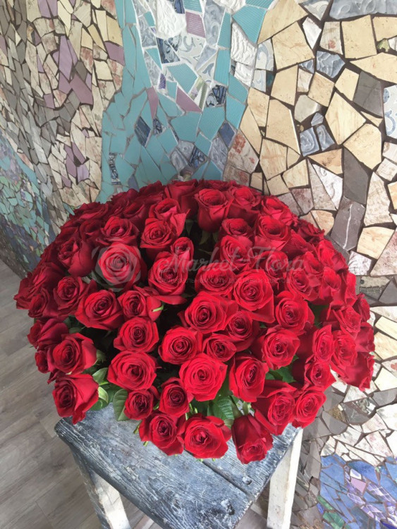 Букет из 101 розы красной